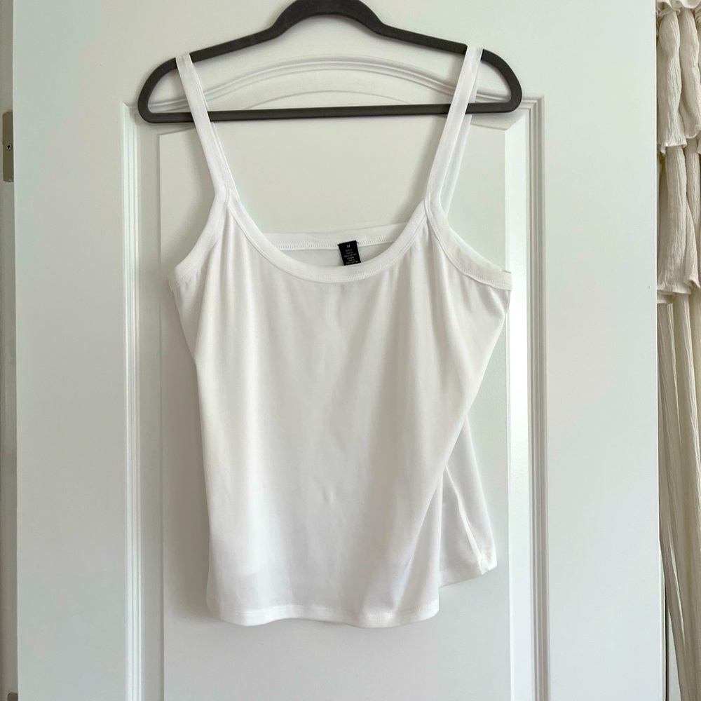 White tank holiday snow bunny